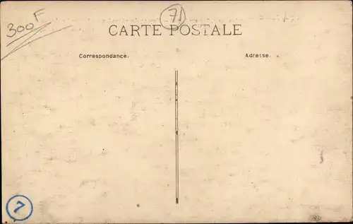 Ak La Clayette Saône et Loire, Aviation 1912, Concert, place Rumbuteau, Menschenmenge, Schloss