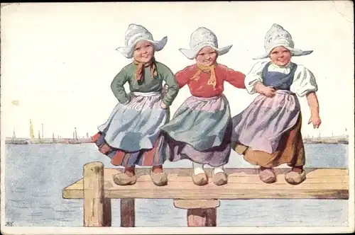 Künstler Ak Feiertag, Karl, drei Mädchen in Tracht auf Steg stehend
