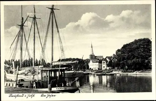 Ak Neustadt in Holstein, Am Hafen