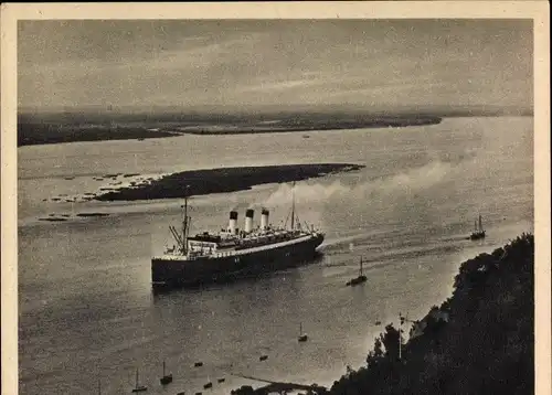 Foto Ak Dampfschiff, Dampfer, Segelboote