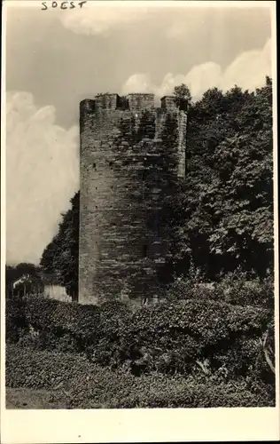 Foto Ak Soest in Westfalen, Turm, Außenansicht