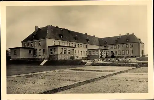 Ak Bohnitzsch Meißen in Sachsen, Offiziersheim, Gartenansicht