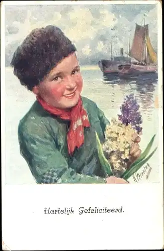 Künstler Ak Feiertag, Karl, Glückwunsch, Hartelijk Gefeliciteerd, Junge mit Blumen, Segelschiff