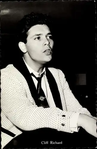 Ak Popsänger Cliff Richard, Portrait