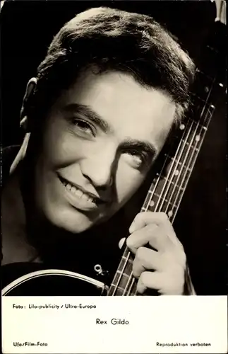 Ak Schauspieler Rex Gildo, Portrait, Gitarre