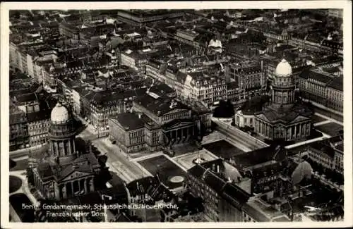 Ak Berlin Mitte, Gendarmenmarkt, Schauspielhaus, Französischer Dom, Fliegeraufnahme