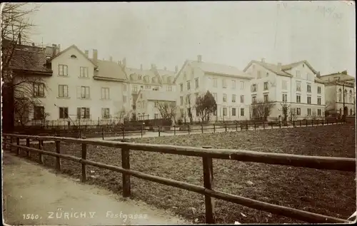 Foto Ak Zürich Stadt Schweiz, Festgasse, Wohnsiedlung