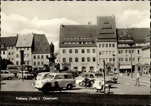 Ak Freiberg in Sachsen, Obermarkt, Brunnen, Autos