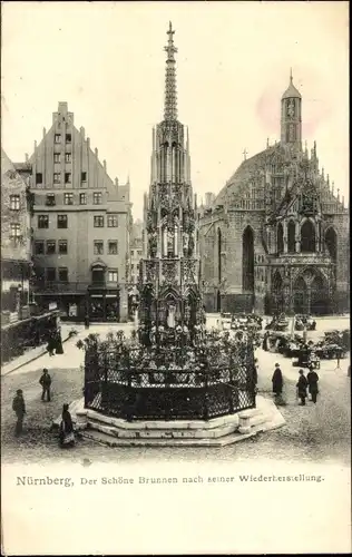Ak Nürnberg in Mittelfranken, Der schöne Brunnen nach seiner Wiederherstellung