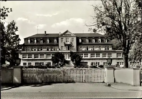 Ak Bad Köstritz in Thüringen, Sanatorium, Außenansicht