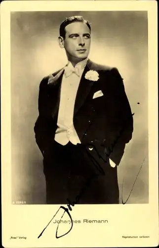 Ak Schauspieler Johannes Riemann, Portrait, Autogramm