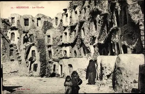 Ak Medenine Tunesien, Les Rhorfas, Felsenhäuser