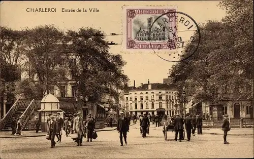 Ak Charleroi Wallonien Hennegau, Entrée de la Ville, Straßenpartie, Passanten