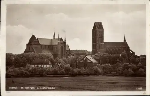 Ak Hansestadt Wismar, St. Georgen und Marienkirche, Außenansicht