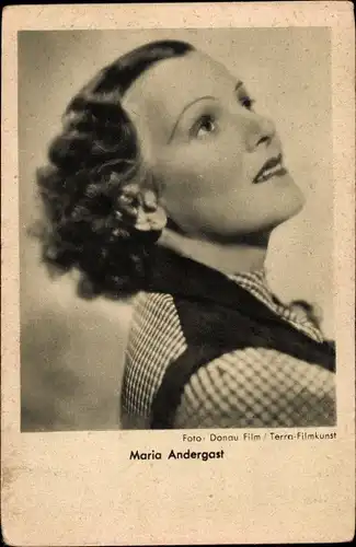 Ak Schauspielerin Maria Andergast, Portrait