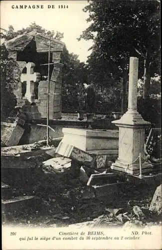 Ak Reims Marne, Cimetiere, Kriegszerstörungen 1. Weltkrieg, zerstörter Friedhof