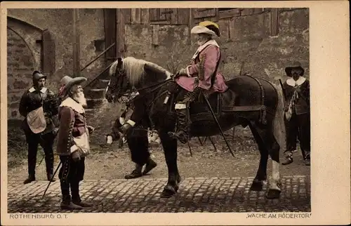 Ak Rothenburg ob der Tauber Mittelfranken, Festspiel, Wache am Rödertor