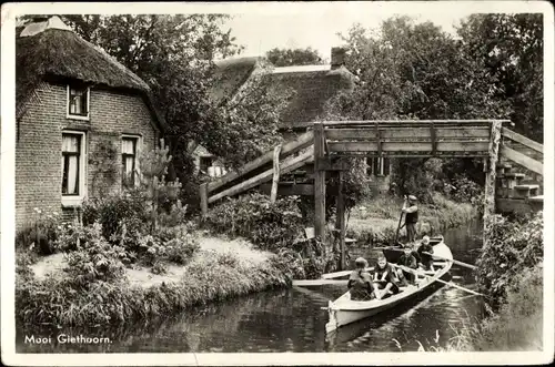 Ak Mooi Drenthe Niederlande, Mooi Giethoorn, Kahn, Holzbrücke, Häuser