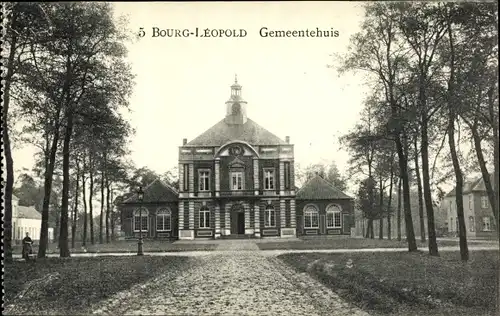 Ak Bourg Leopold Leopoldsburg Flandern Limburg, Gemeentehuis