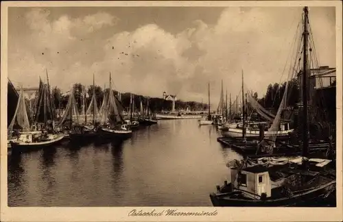 Ak Ostseebad Warnemünde Rostock, Hafenpartie