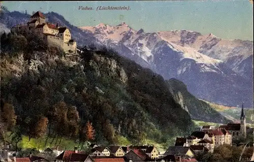 Ak Vaduz Liechtenstein, Blick zur Burg, Ort
