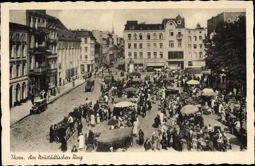 Ak Toruń Thorn Westpreußen, Partie am Neustädtischen Ring, Marktszene