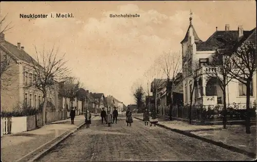 Ak Neukloster in Mecklenburg, Bahnhofstraße