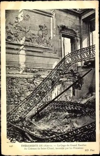 Ak Saint Cloud Hauts de Seine, Evenements de 1870-71, La Cage du Grand Escalier du Chateau