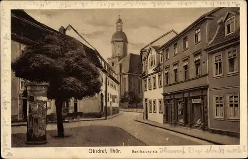 Ak Ohrdruf in Thüringen, Bonifaziusplatz, Kirche