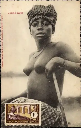 Ak Jeune Agni, barbusige Afrikanerin