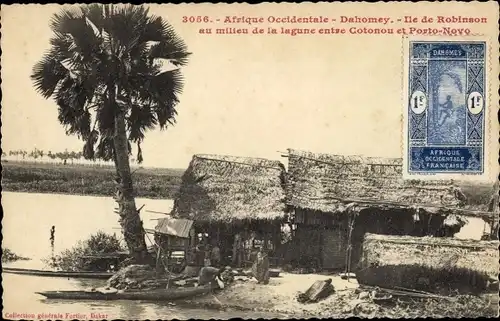 Ak Dahomey Benin, Afrique Occidentale, Village au milieu d'un lac, Strohhütten