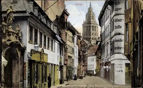 Ak Mainz in Rheinland Pfalz, Blick in eine Geschäftsstraße, Kirche
