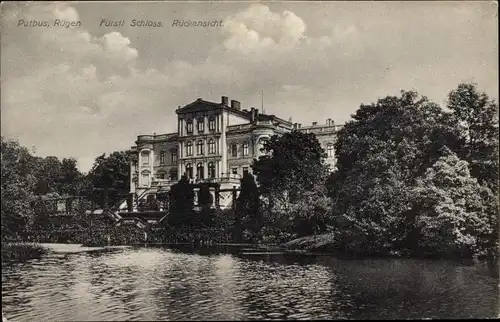 Ak Putbus auf der Insel Rügen, Fürstliches Schloss, Rückansicht