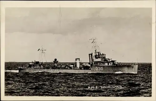 Foto Ak Britisches Kriegsschiff, HMS Whirlwind, D 30, Zerstörer