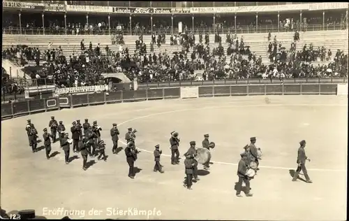 Foto Ak Madrid Spanien, Eröffnung der Stierkämpfe, Arena