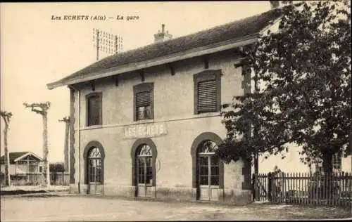 Ak Les Échets Ain, La Gare