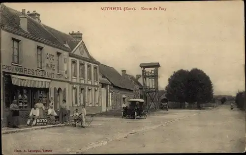 Ak Autheuil Eure, Route de Pacy, Cafe de la Mairie