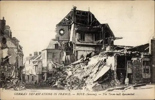 Ak Roye Somme, German Devastations. The Town hall dynamited, I. WK