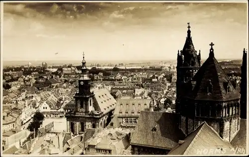 Foto Ak Worms am Rhein, Luftbild vom Ort, Kirchen