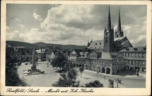 Ak Saalfeld an der Saale Thüringen, Markt mit Joh.-Kirche, Denkmal