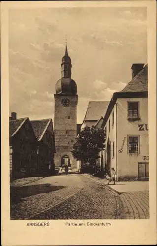 Ak Arnsberg im Sauerland Westfalen, Partie am Glockenturm