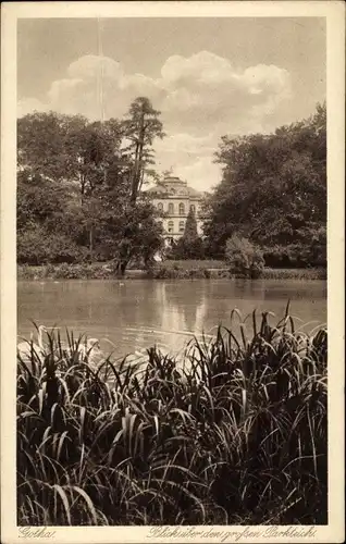 Ak Gotha in Thüringen, Blick über den großen Parkteich