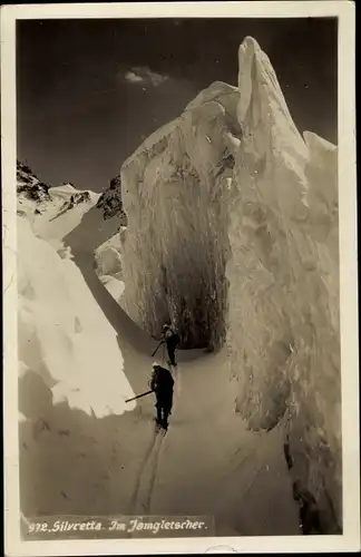 Ak Silvretta, Im Jamgletscher, Bergsteiger, Felsformationen, Schneemassen