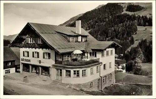 Ak Hirschegg Mittelberg Kleinwalsertal Vorarlberg, Haus Pühringer, Außenansicht