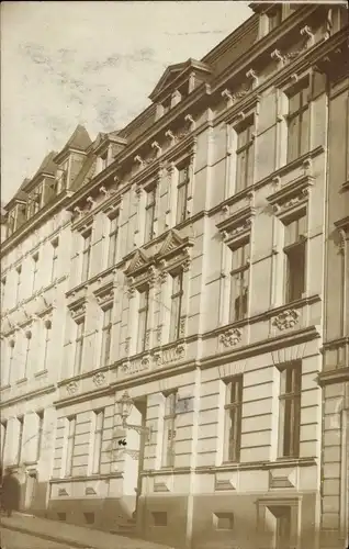 Foto Ak Barmen Wuppertal, Mietshaus, Straße, Passant