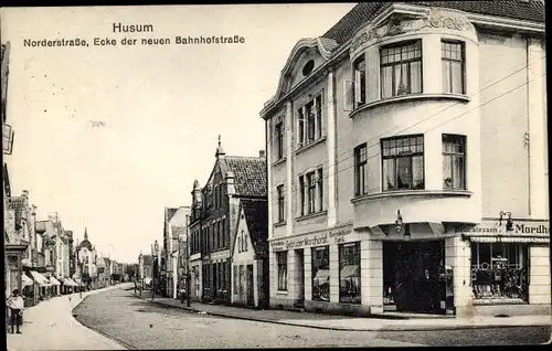 Ak Husum in Nordfriesland, Norderstraße, Ecke der neuen Bahnhofstraße, Handlung