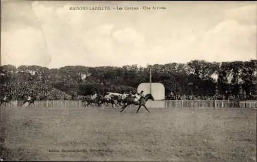 Ak Maisons Laffitte Yvelines, Les Courses, Une Arrivee