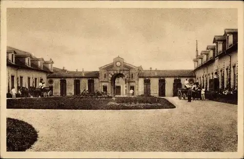 Ak Montier en Der Haute Marne, Le Haras, Cour d'Honneur