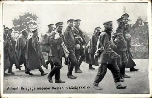 Ak Ankunft kriegsgefangener Russen in Königsbrück, I. WK