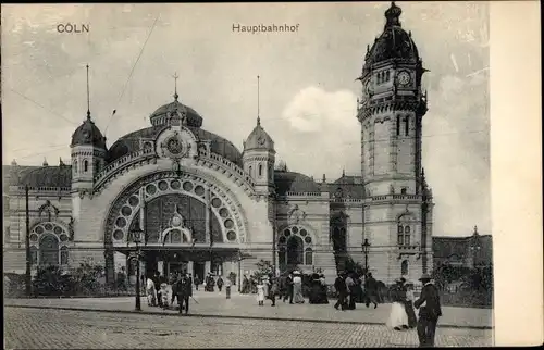 Ak Köln am Rhein, Hauptbahnhof, Frontansicht, Passanten